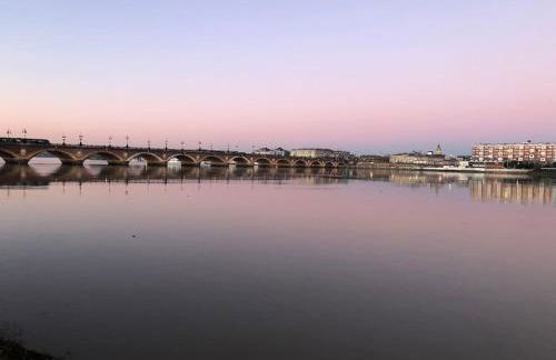Marché des Capucins - Calme - Lumineux - Garage - Foto 21