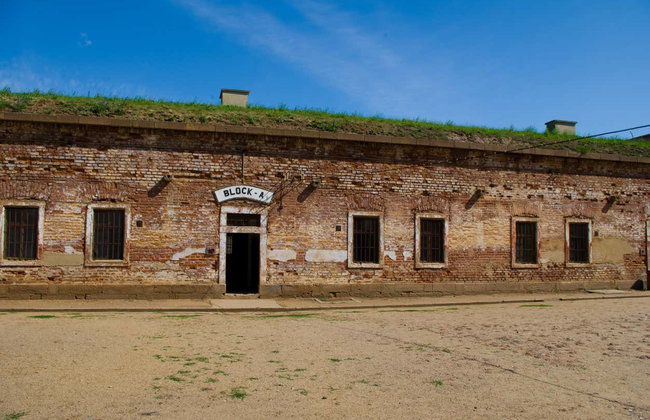 Excursión al campo de concentración de Terezín - Foto 3