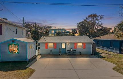 Wet Feet Retreat at Weeki Wachee, The Perfect Riverfront Escape - Foto 4