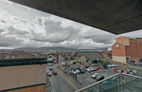 2BR Mountain View City Centre - Photo 18