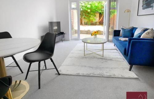 Twyford - Modern 2 Bedroom House - With Garden - Foto 3