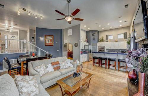 Marina Escape-Lake-Family-Fishing-Casino - Photo 12