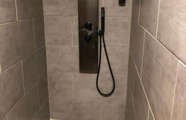 Chalet avec Jacuzzi et Piscine, déco soignée esprit cocooning - Foto 25