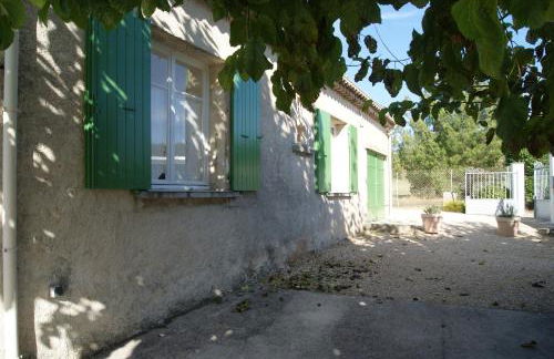 A 5 Minutes des Ocres Gïte La Charite Gordes Roussillon - Foto 29