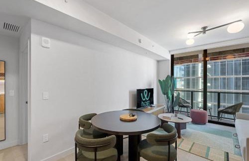 Downtown Condo w Roofpool & Gym - Foto 13