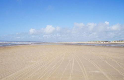 The Challoners - Photo 45