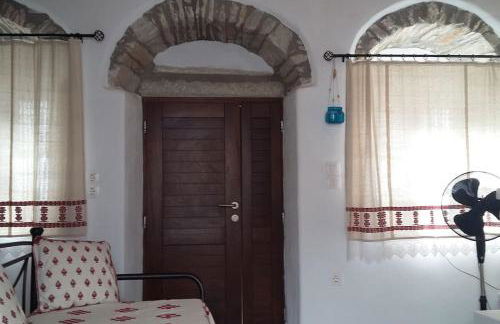 Petrino House - Photo 41