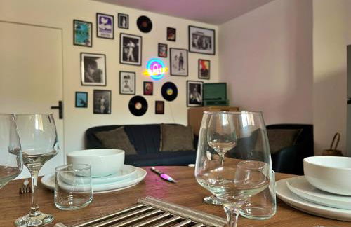 Appart T3 Stratégique - Parking - Accès A64 - Foto 9