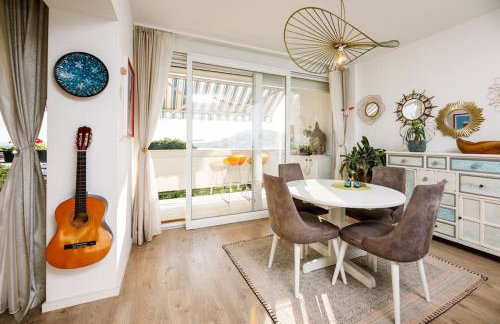 Sunset Oasis “VELLY” 1BR w/ Sea View & Parking - Foto 11