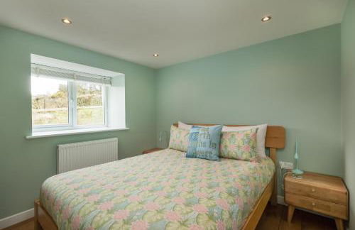 Tranquil 1 bedroom cottage 15 mins drive to sea - Foto 5