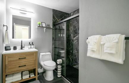 Desert Villa - EV, Hot Tub, Grill, Bar, Games, RV Parking in Twentynine Palms Downtown - Foto 29