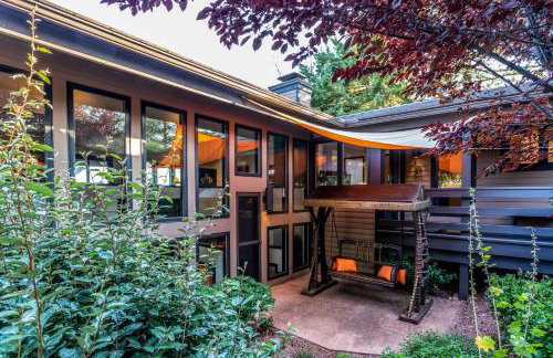 Outdoor Entertaining Space: Sedona Mtn-View Home - Foto 36