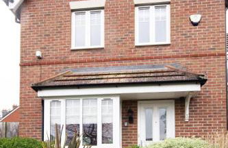 Spacious 4 Bed house with parking and garden at Reading - Photo 10