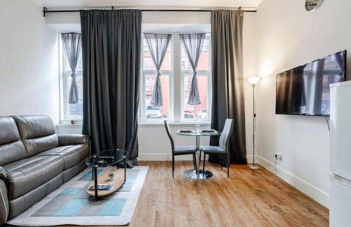 Stunning Newly Furnished Ground Floor Apartment - Foto 23