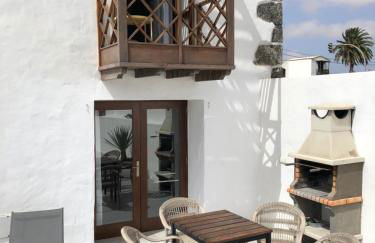 Balcón Botánico - Shared Pool - Central Island Location - 10 mins drive to Famara and La Santa - Foto 17