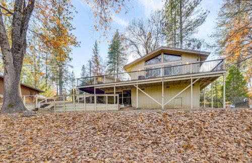 Deck + Fire Pit: Pine Mountain Lake Getaway! - Foto 3