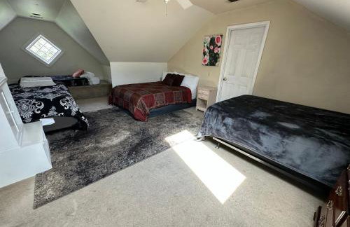 Large Home with Pool & 7 bedrooms; sleeps 21 - Foto 38