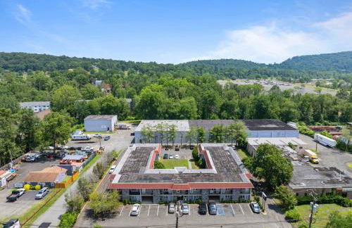 Chic New York Studio with Kitchen - Foto 48