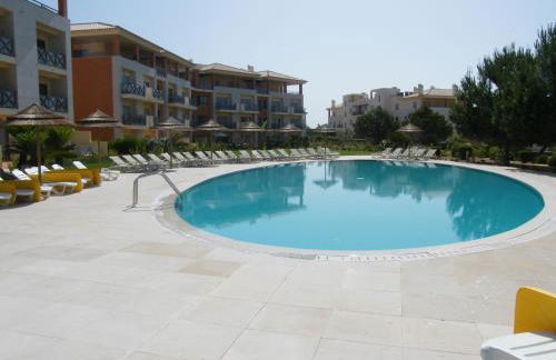 Luxurious first floor apartment with balconies overlooking pool and gardens. - Foto 21