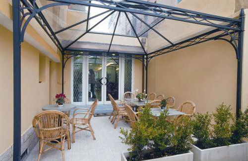 Residence Record - Photo 28