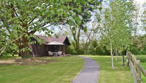 Strawberry Lodge - Photo 2