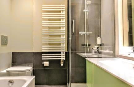 BizFlats Eixample Apartments - Photo 28