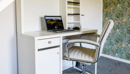 Stylish Two-bed House Birmingham with Parking - Foto 3