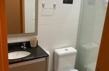 Lindo Studio Matinhos Prédio na beira mar. - Foto 26