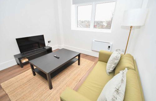 Modern 1 Bedroom Apartment in Morley with Parking - Foto 7