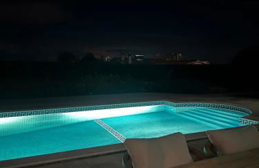 Sunny Ocean Villa with pool near Arrifana beach - Foto 35
