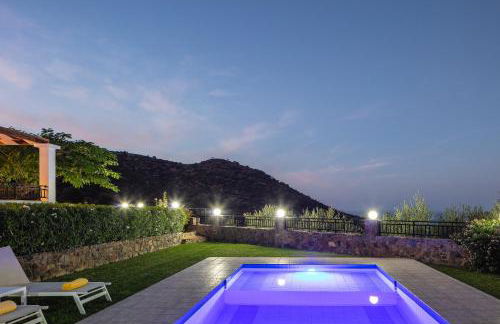 Real Dream Villas, Cretan Gems with SeaViews, By ThinkVilla - Photo 47