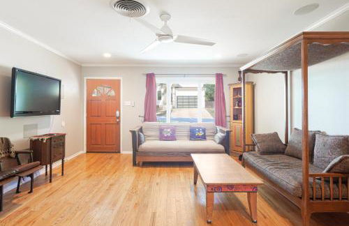 South Central, Barton Springs, Broken Spoke & much more, Dogs ok, 4 bedroom-3bath - Foto 5