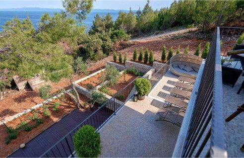 3 Bedroom Cozy Home In Gromin Dolac - Foto 17