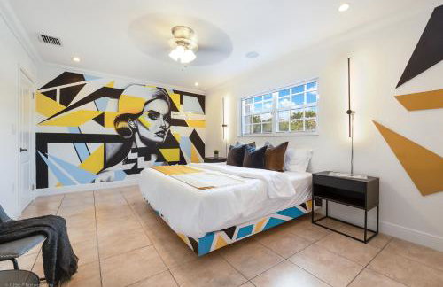 Le Femme Paradise - Htd Pool, Mini Golf, 5 Bedrooms, Jacuzzi, Game Room, BBQ,Pickleball - Photo 15