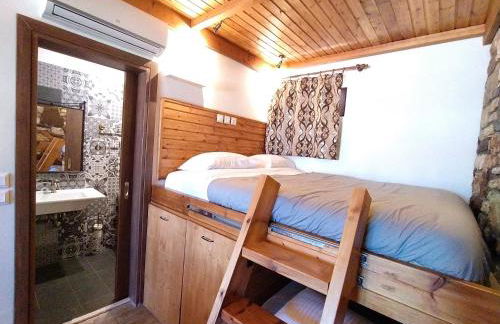 Stone Built Rustic House - Foto 12