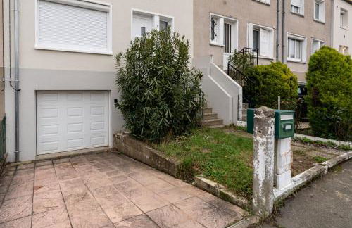 Le Bruxellois - Wifi - Parking - Foto 16