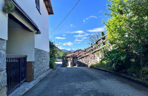 Casa con vistas a la montaña, cerca a la costa entre Arriondas y Ribadesella - Foto 42