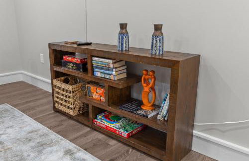 Uptown Elegant Escape | JZ Vacation Rentals - Foto 51