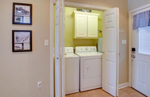 Pool and Lake Hamilton Access Hot Springs Condo! - Foto 24