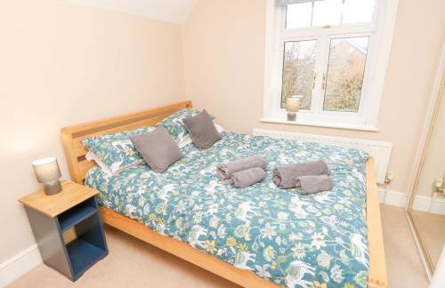 Framingham - Photo 21