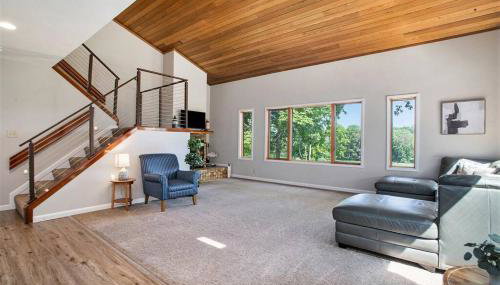 Smitten in da Mitten - 18 acres, Arcades, High Spd Web, Hot Tub, Pond! - Foto 3