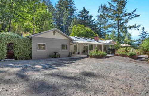 Stylish 3BR Retreat Close to Coast & Wineries - Foto 53