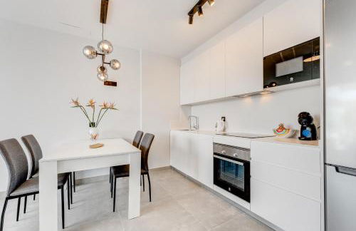 Modern new apartment Las Terrazas de Costa Adeje. Heated pool, big terrace and private parking - Foto 20