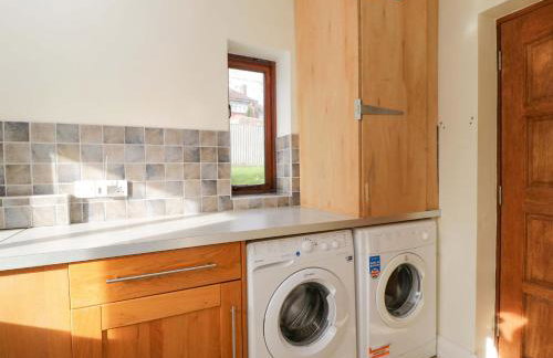 Lady Of Lourdes - Foto 18