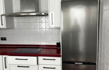 Gran casa cerca de la playa con 3 dormitorios en Pedregalejo - Photo 24