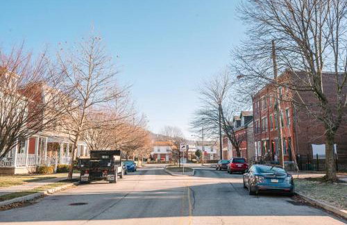 Free Parking - High Speed Internet - Yard - Foto 27