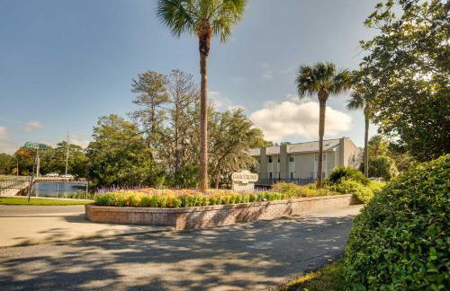 St Simons Island Condo with Deck and Outdoor Shower - Foto 25