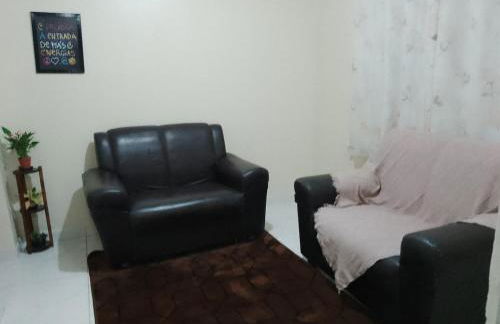 Casa Familiar no Centro de Angra - Foto 1