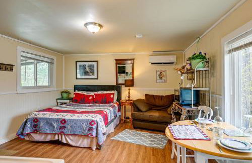 Shared Hot Tub and Fire Pit Tranquil Whittier Gem! - Foto 11