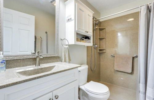 Fire Pit and Dock Lake of the Ozarks Retreat! - Foto 12